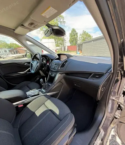 OPEL Zafira 