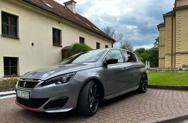 PEUGEOT 308 