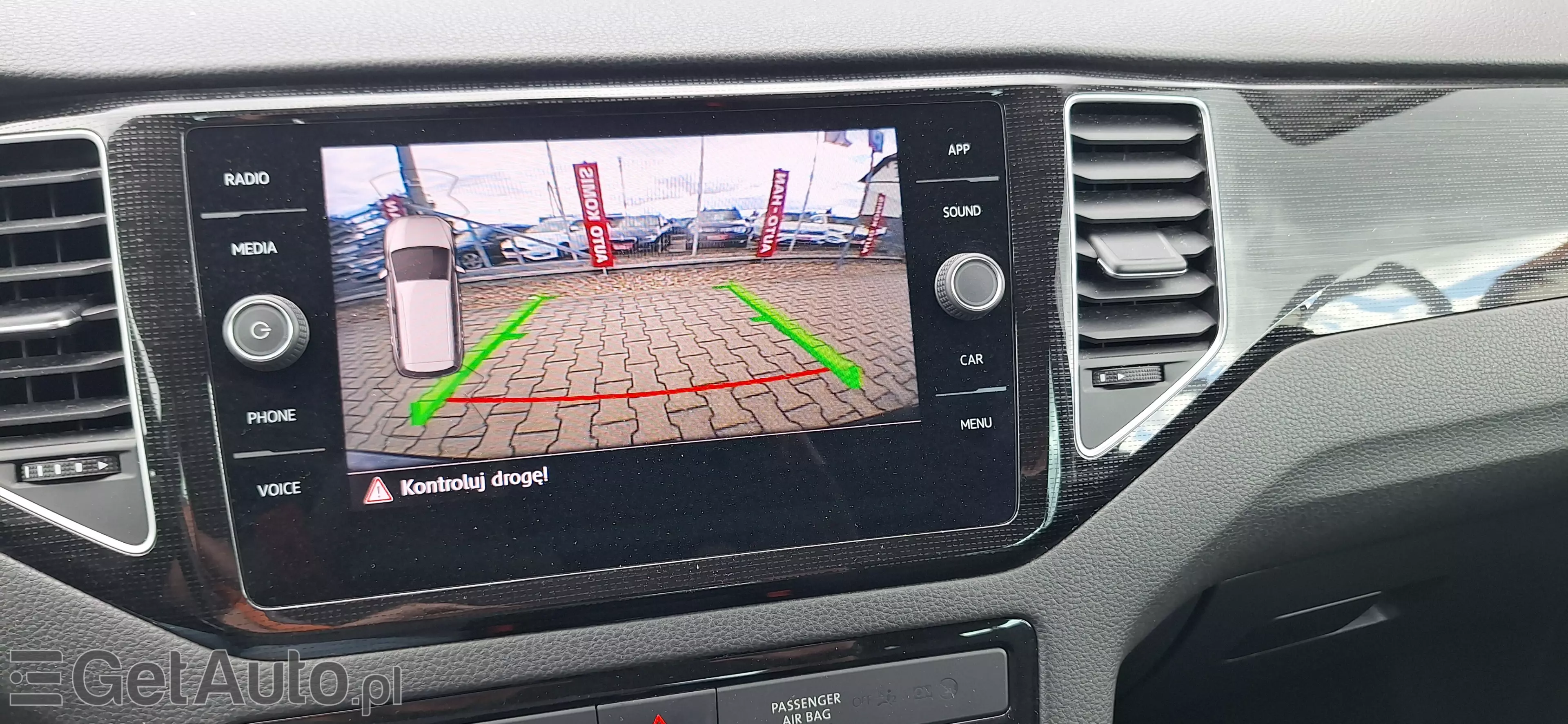 VOLKSWAGEN Golf Sportsvan 