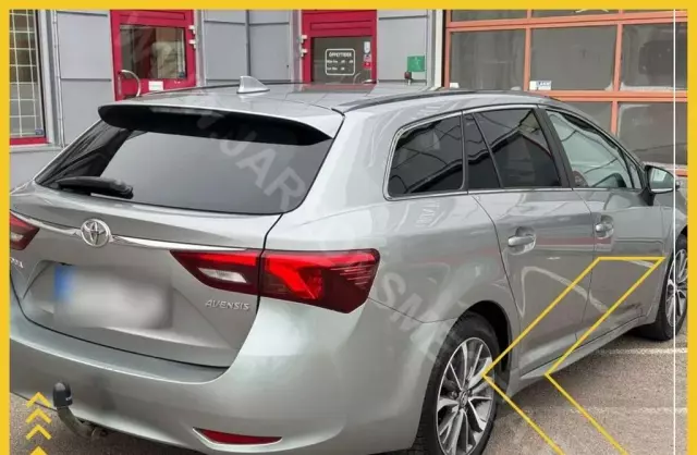 TOYOTA Avensis 