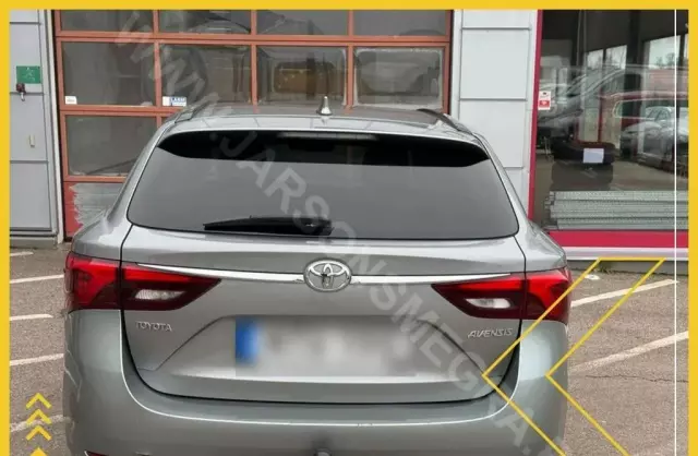 TOYOTA Avensis 