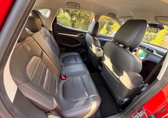 MG ZS ICE 1.5 VTI-tech Luxury