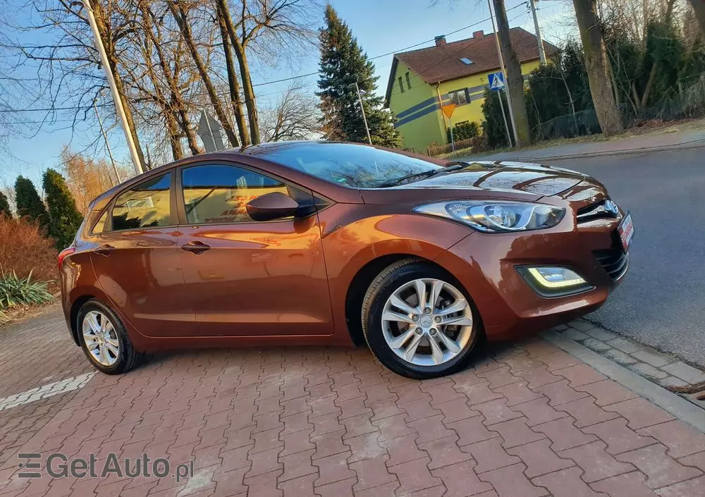 HYUNDAI I30 1.4 Premium