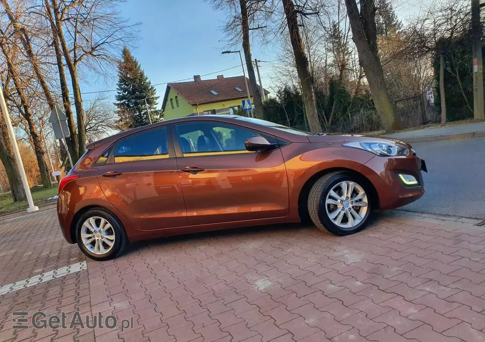 HYUNDAI I30 1.4 Premium