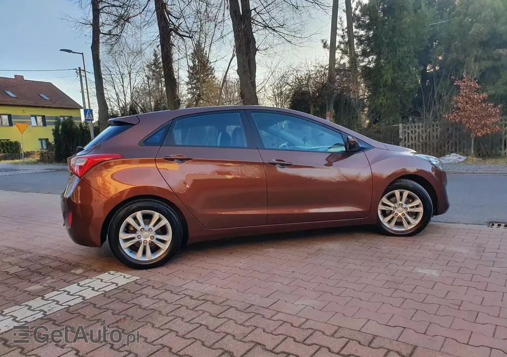 HYUNDAI I30 1.4 Premium