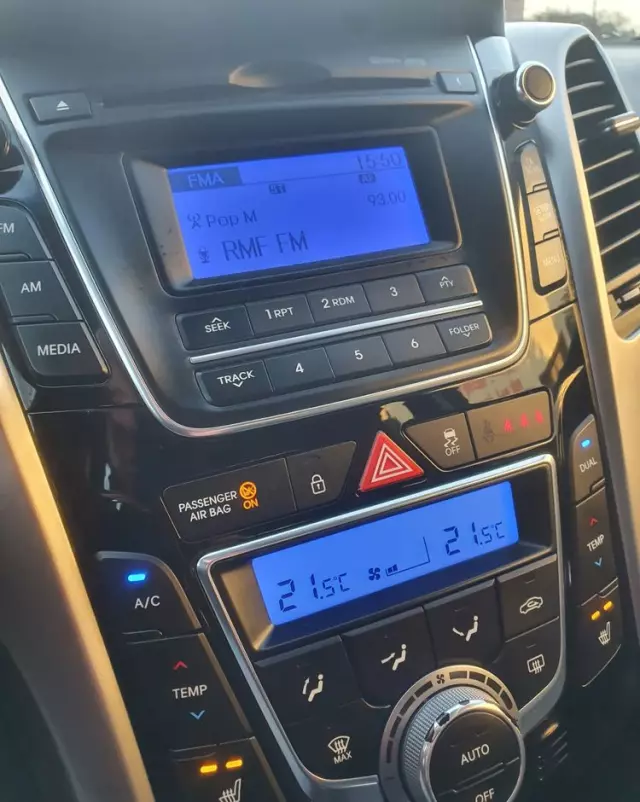 HYUNDAI I30 1.4 Premium