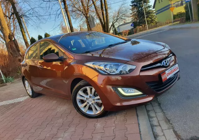 HYUNDAI I30 1.4 Premium