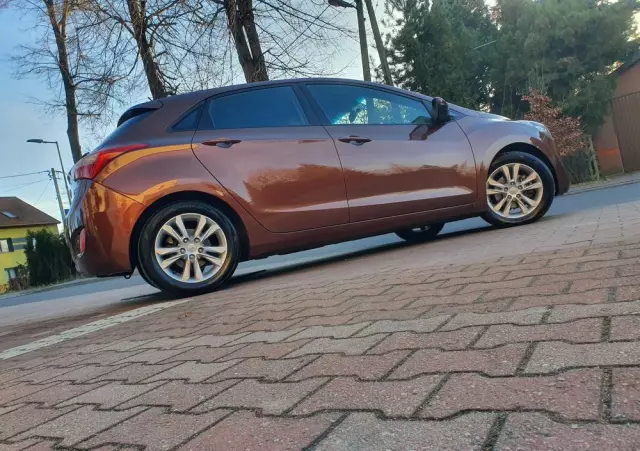 HYUNDAI I30 1.4 Premium