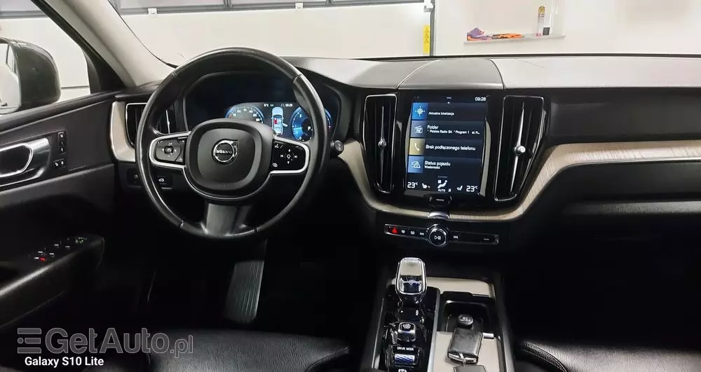 VOLVO XC 60 B4 D AWD Geartronic Inscription