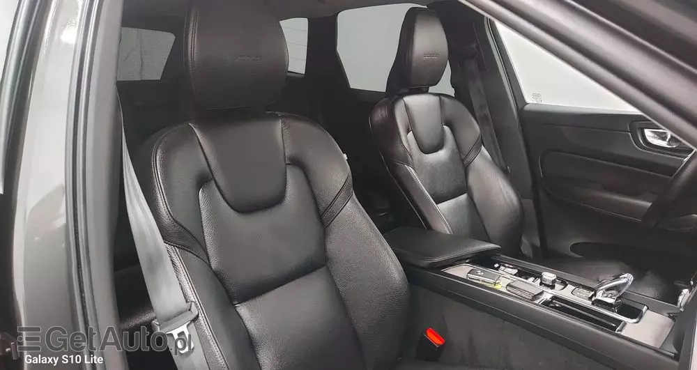 VOLVO XC 60 B4 D AWD Geartronic Inscription