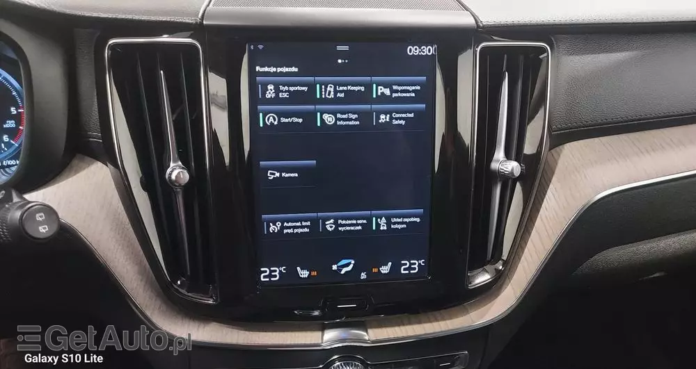 VOLVO XC 60 B4 D AWD Geartronic Inscription