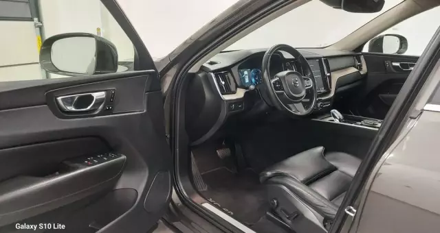 VOLVO XC 60 B4 D AWD Geartronic Inscription