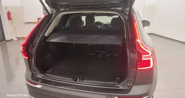 VOLVO XC 60 B4 D AWD Geartronic Inscription