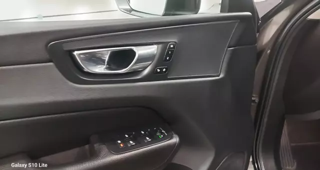 VOLVO XC 60 B4 D AWD Geartronic Inscription