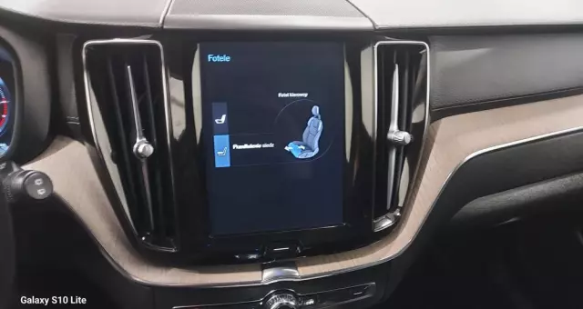 VOLVO XC 60 B4 D AWD Geartronic Inscription