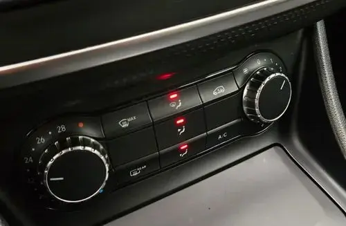 MERCEDES-BENZ Klasa A 