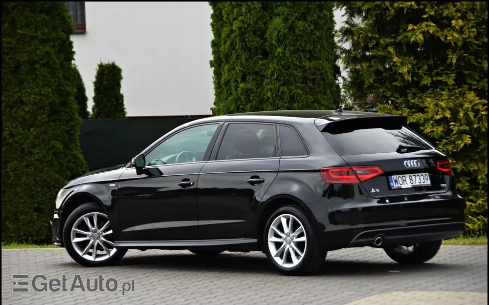 AUDI A3 Sportback 