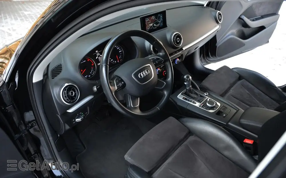 AUDI A3 Sportback 