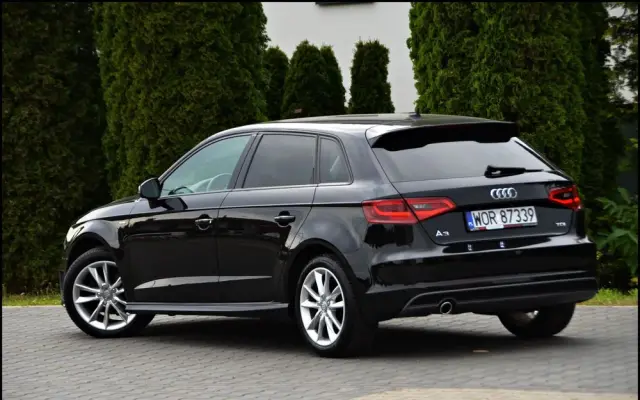 AUDI A3 Sportback 