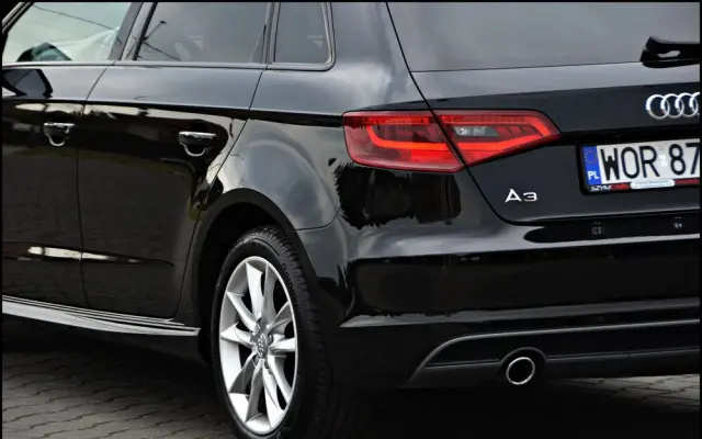 AUDI A3 Sportback 