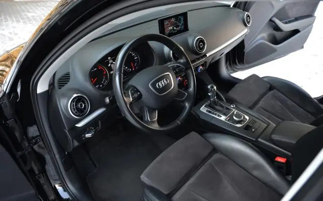 AUDI A3 Sportback 