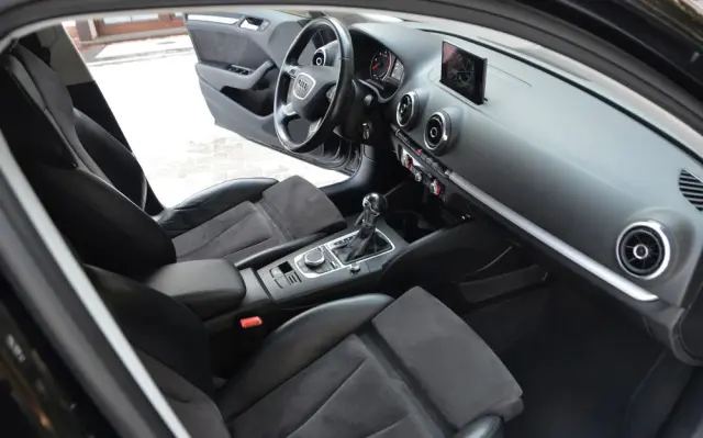 AUDI A3 Sportback 