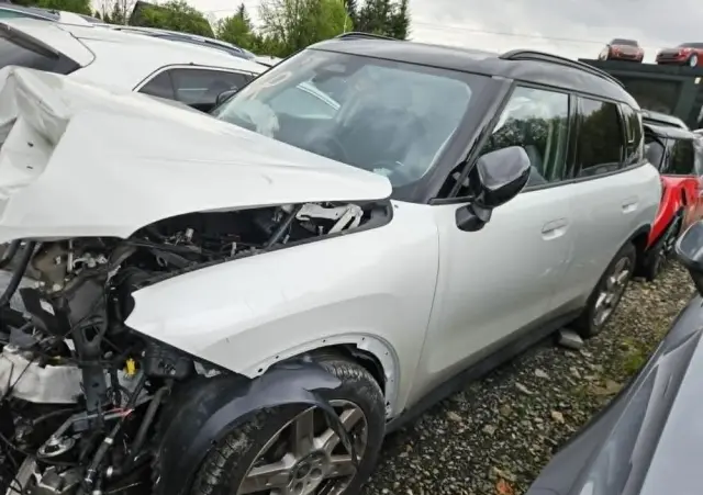 MINI Countryman C Classic Trim