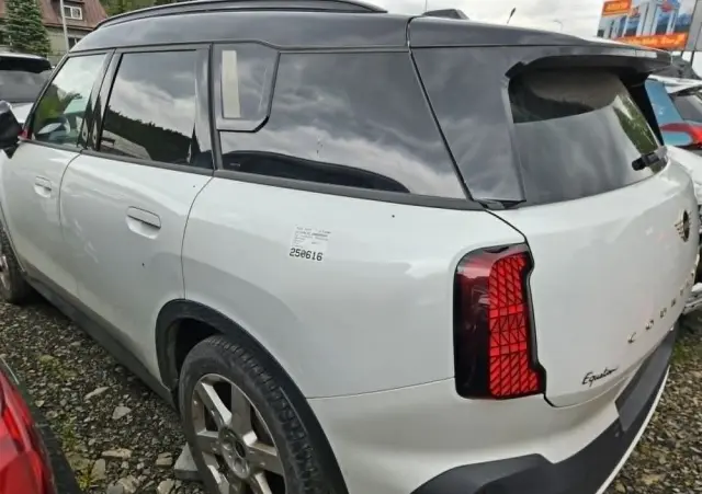 MINI Countryman C Classic Trim