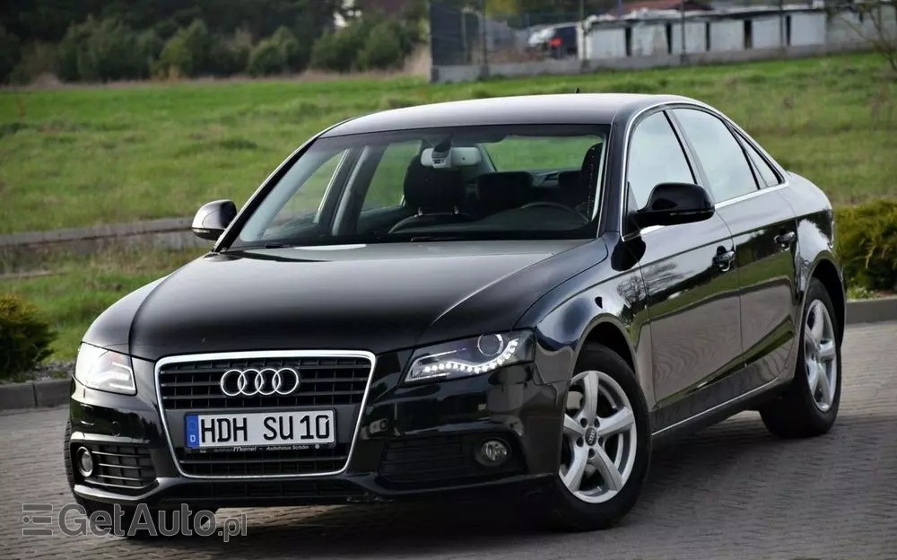 AUDI A4 