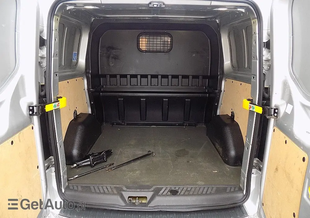 FORD Transit Custom L1H1 VA Trend Nugget