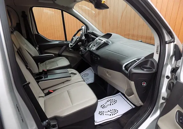 FORD Transit Custom L1H1 VA Trend Nugget