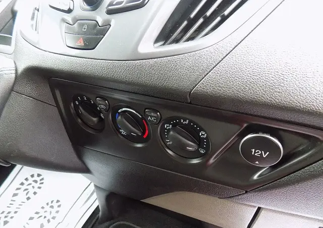 FORD Transit Custom L1H1 VA Trend Nugget