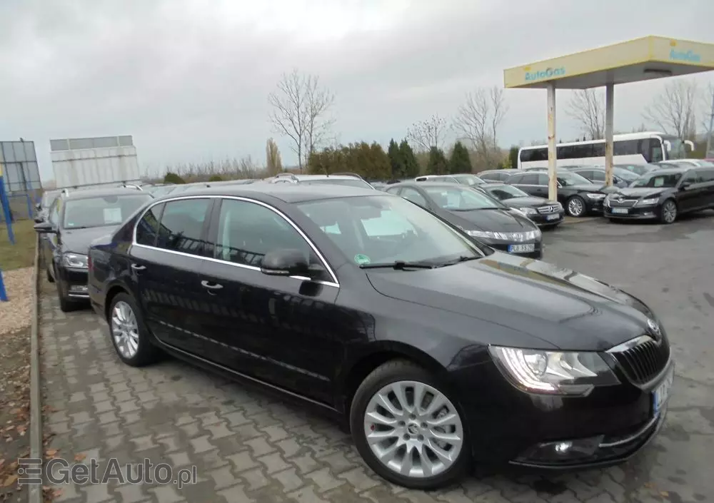 SKODA Superb 2.0 TDI Comfort DSG