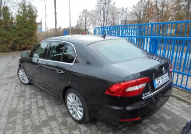 SKODA Superb 2.0 TDI Comfort DSG