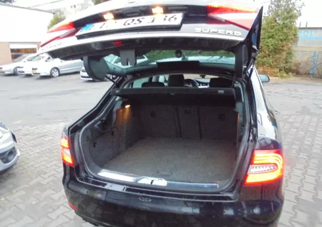 SKODA Superb 2.0 TDI Comfort DSG