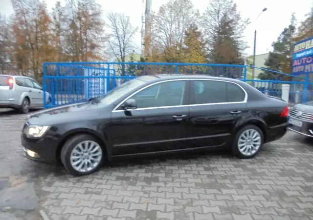 SKODA Superb 2.0 TDI Comfort DSG
