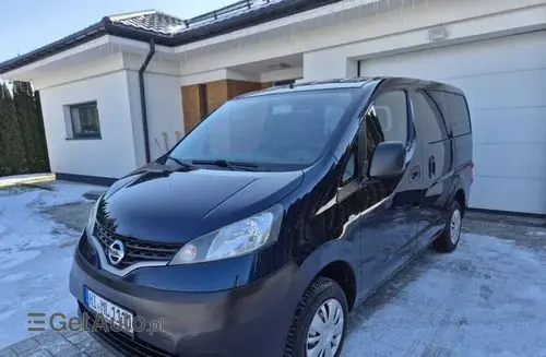 NISSAN NV200 