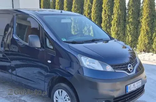 NISSAN NV200 
