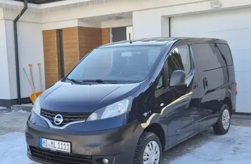 NISSAN NV200 