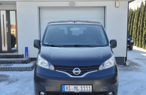 NISSAN NV200 