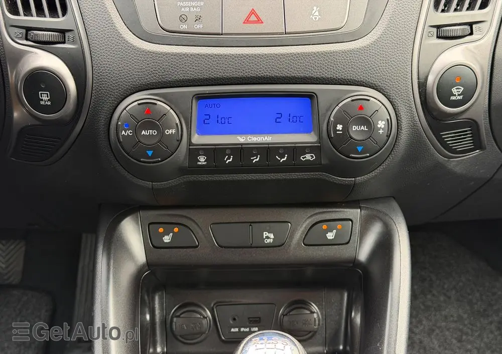 HYUNDAI Ix35 Blue 1.6 2WD Finale Gold