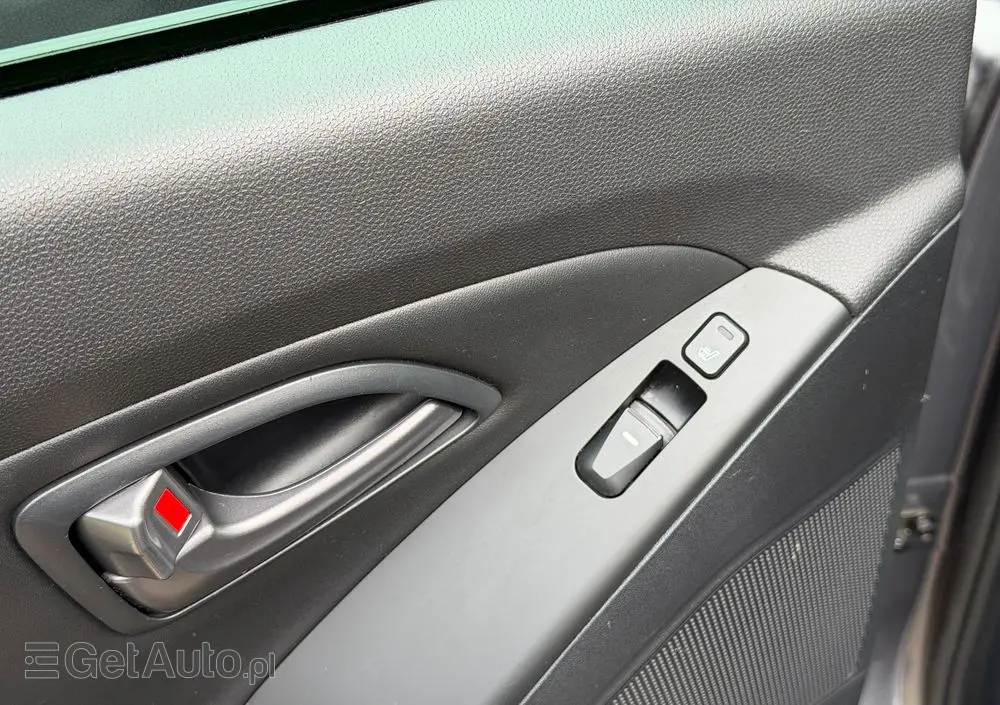 HYUNDAI Ix35 Blue 1.6 2WD Finale Gold