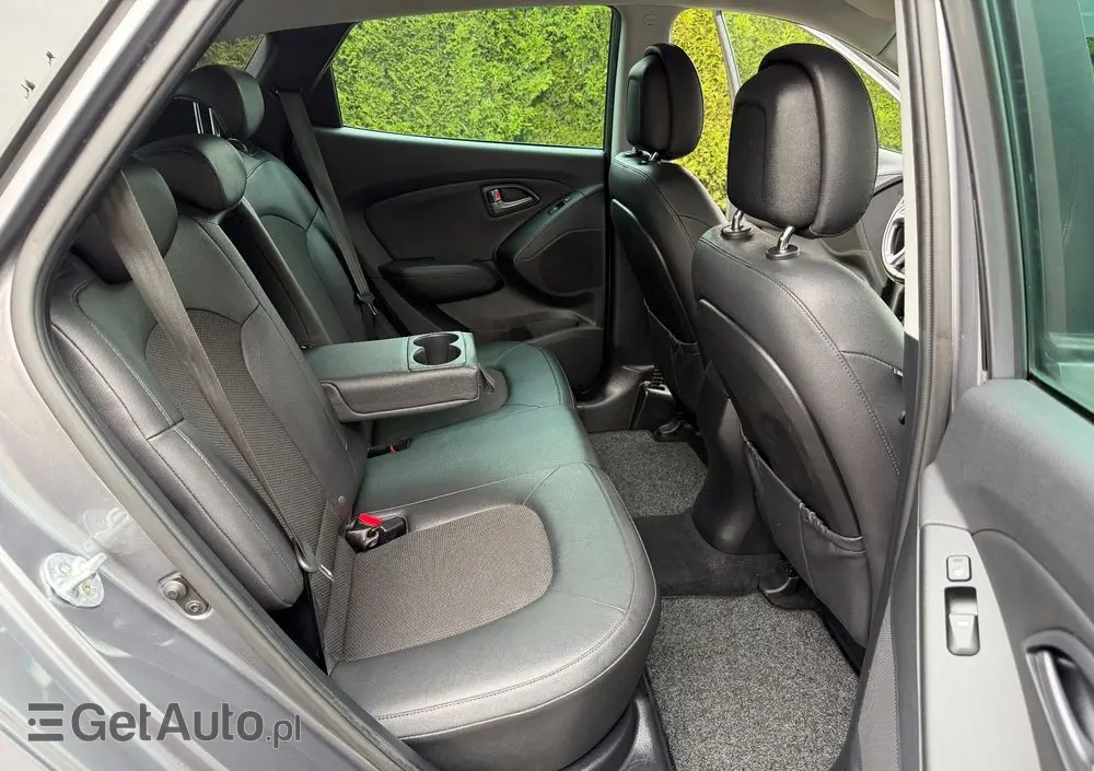 HYUNDAI Ix35 Blue 1.6 2WD Finale Gold