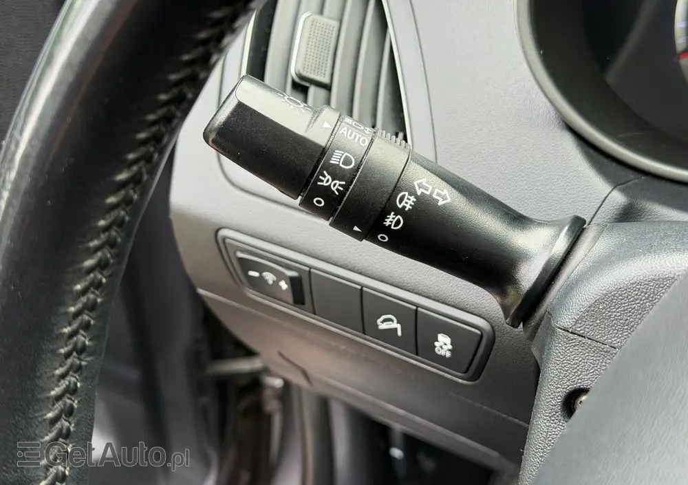 HYUNDAI Ix35 Blue 1.6 2WD Finale Gold