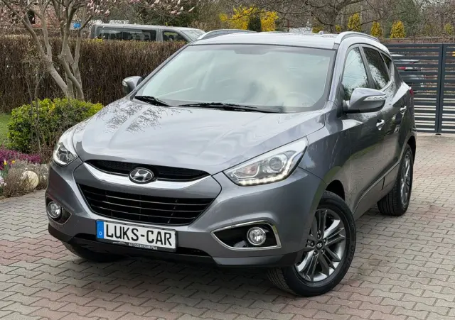HYUNDAI Ix35 Blue 1.6 2WD Finale Gold