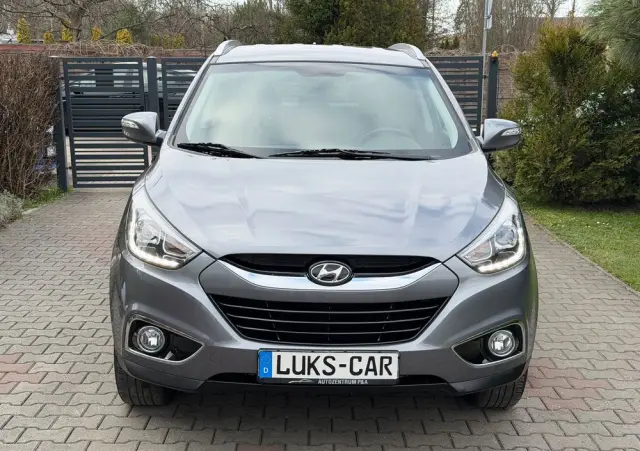 HYUNDAI Ix35 Blue 1.6 2WD Finale Gold