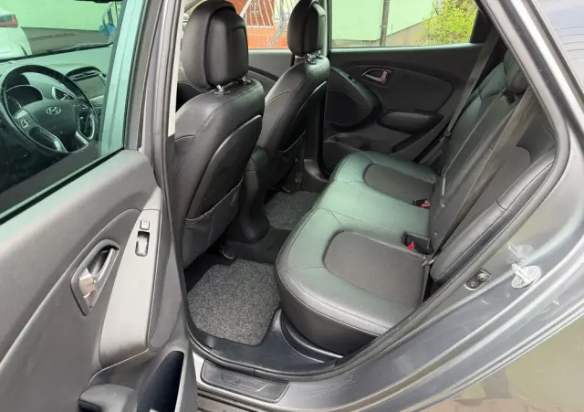 HYUNDAI Ix35 Blue 1.6 2WD Finale Gold