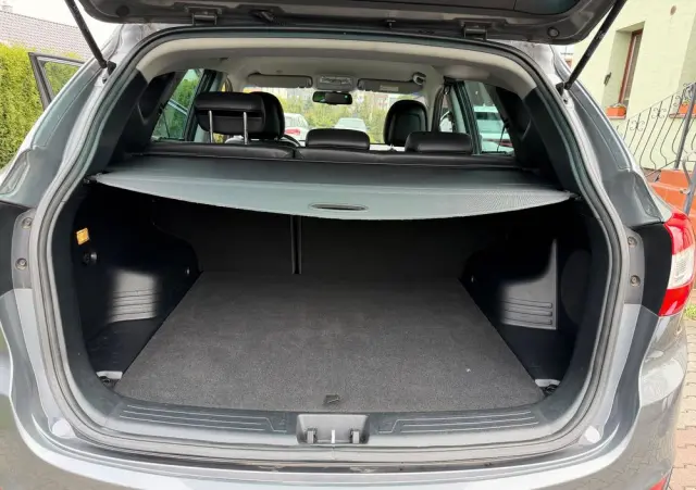 HYUNDAI Ix35 Blue 1.6 2WD Finale Gold