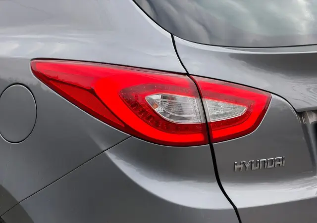 HYUNDAI Ix35 Blue 1.6 2WD Finale Gold