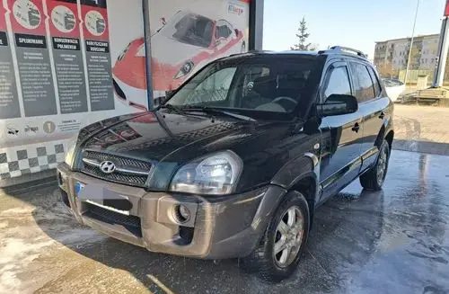 HYUNDAI Tucson 